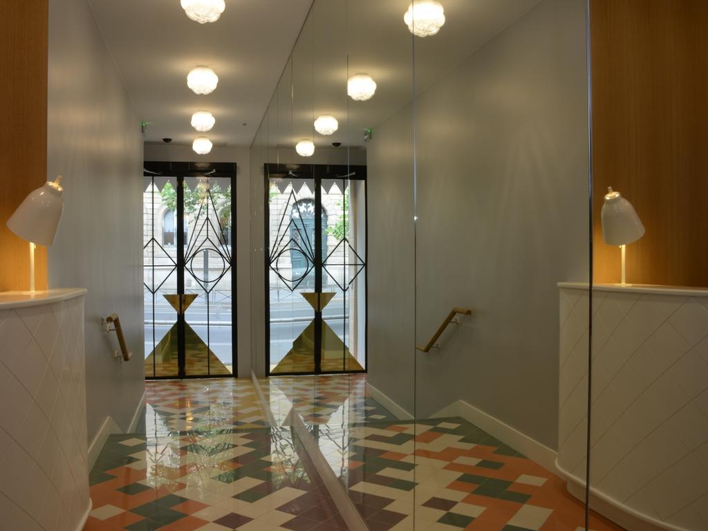 Hotel Le Lapin Blanc Paris Exteriör bild