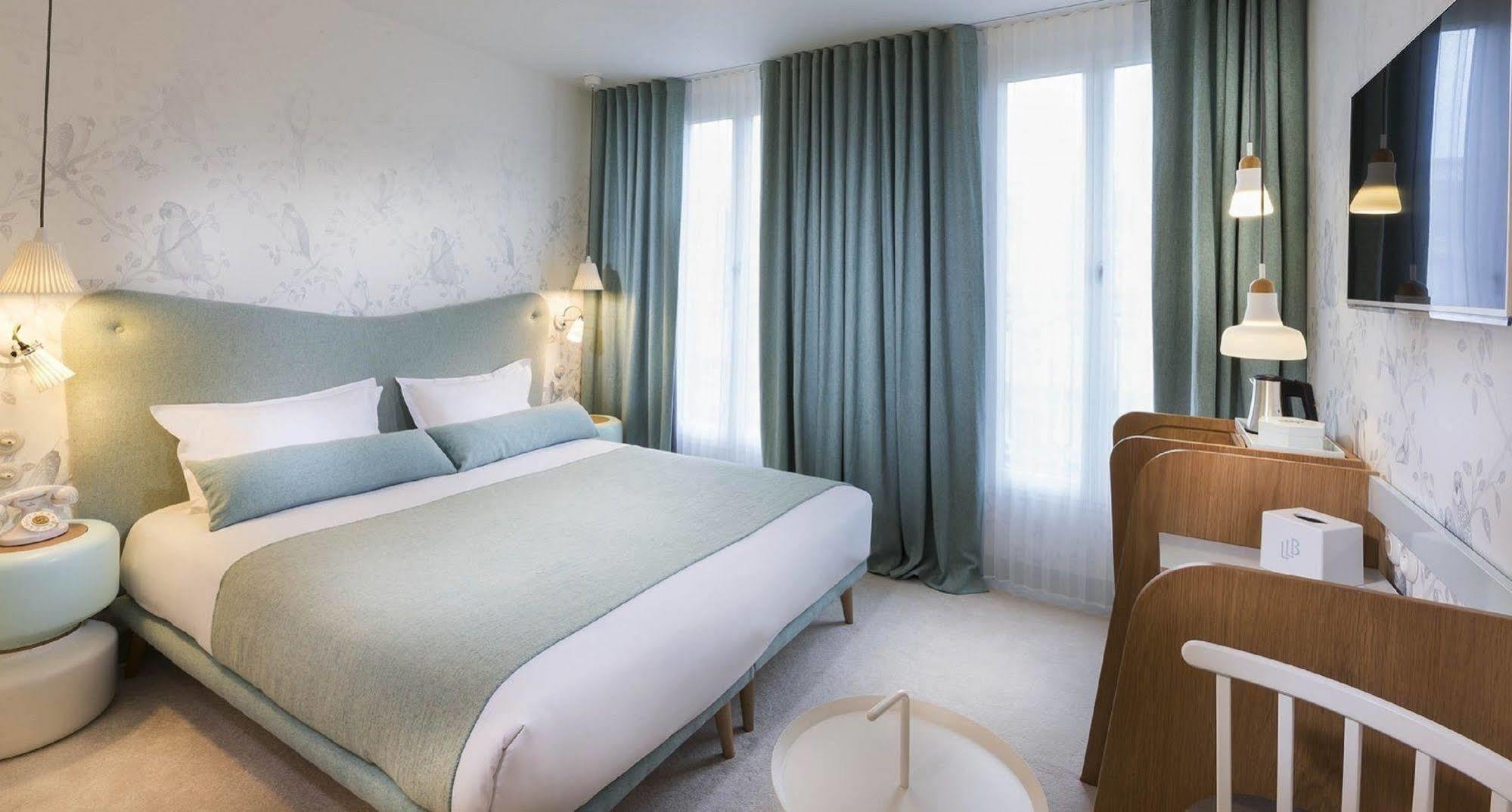 Hotel Le Lapin Blanc Paris Exteriör bild